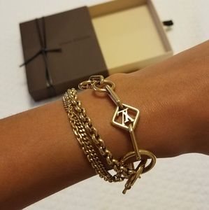 Louis Vuitton gold chain logo bracelet
